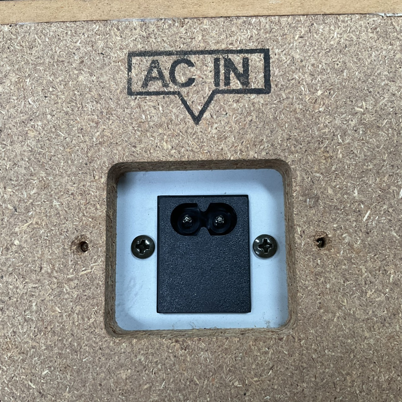 เปียโน KAWAI : PN290C