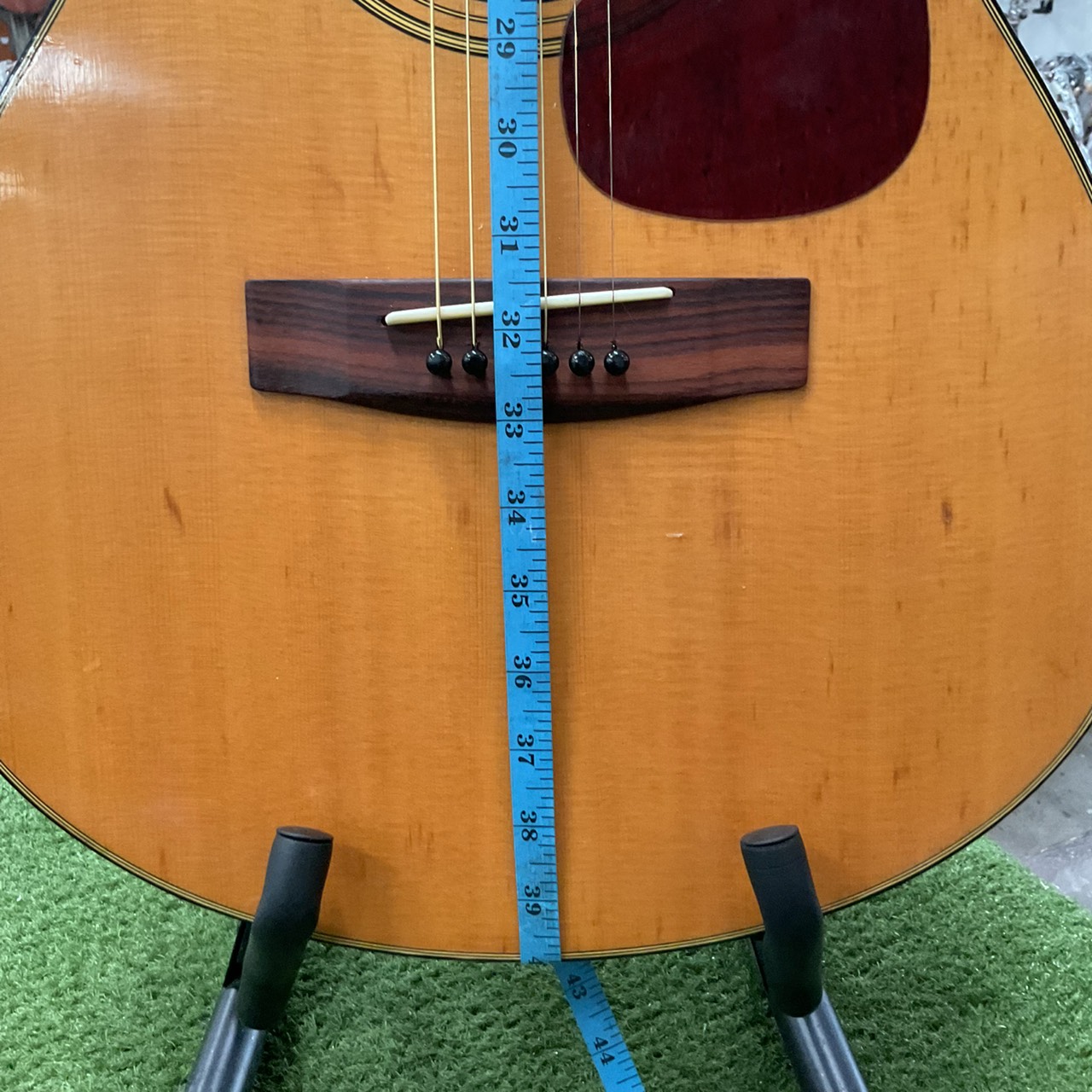 กีต้าร์โปร่ง YAMAHA : FG-170