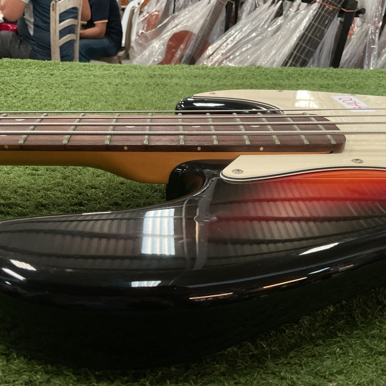 กีต้าร์เบส PlayTech