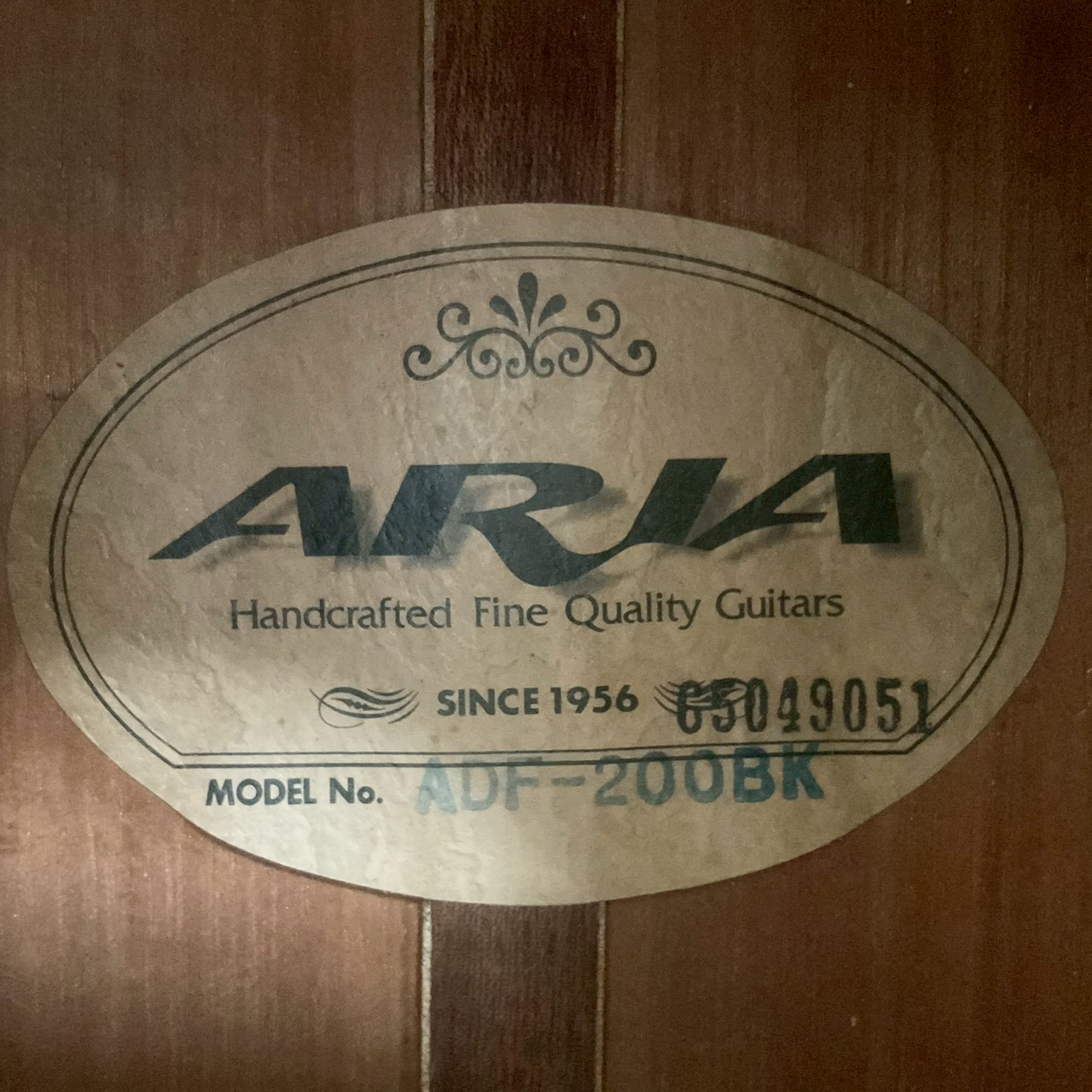 กีต้าร์โปร่ง ARIA : ADF-200BK