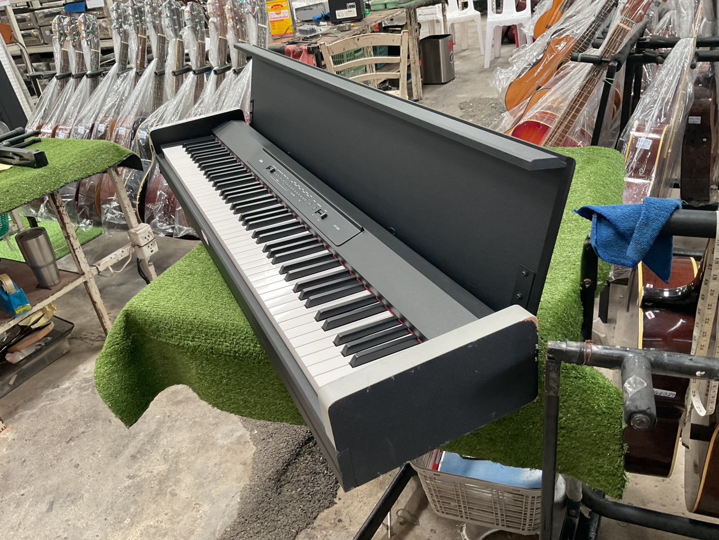เปียโน KORG : LP-350 สินค้าไม่พร้อมใช้งาน (ต้องซ่อม)