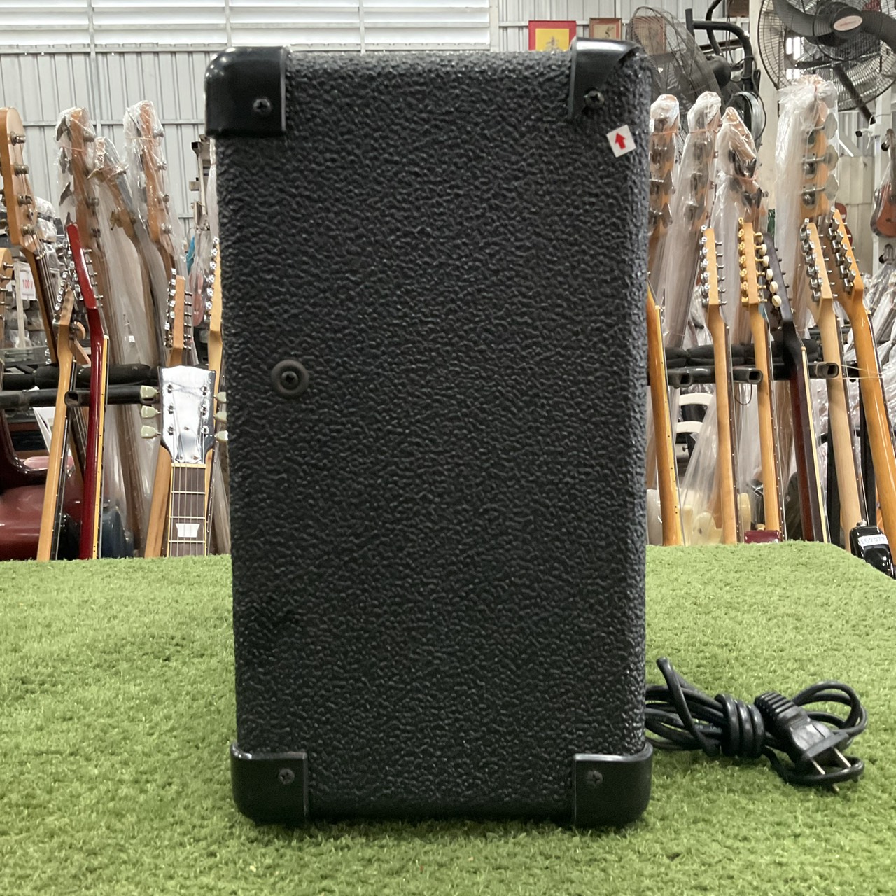 แอมป์กีต้าร์ B.C.Rich : BC-010X