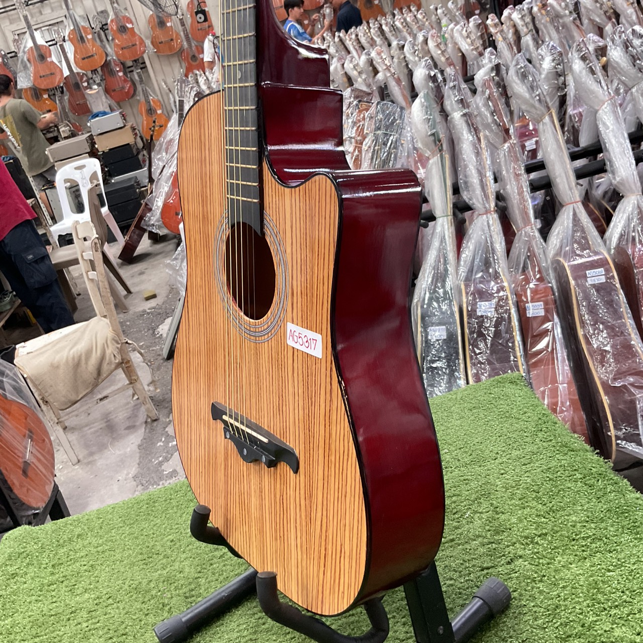 กีต้าร์โปร่ง Chelldee