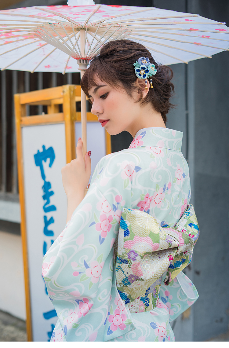 ชุดยูกาตะหญิง ญี่ปุ่น สีเขียวอ่อน 日本の浴衣 Japanese Women Yukata Light Green