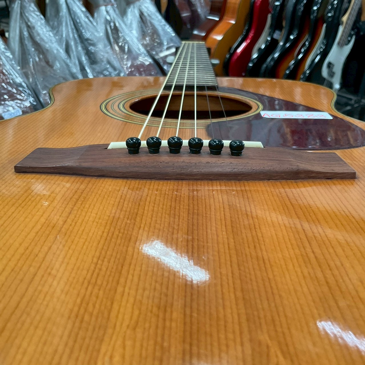 กีต้าร์โปร่ง YAMAHA : FG-130