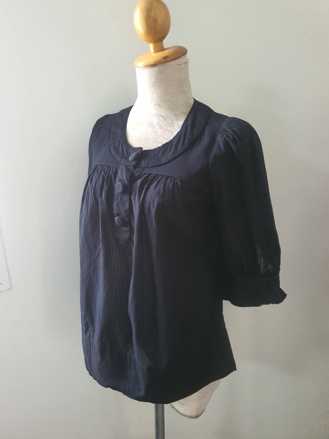 FF06446 เสื้อผ้ามือสอง สีดำ แบรนด์ FRENCH CONNECTION อก 34 นิ้ว