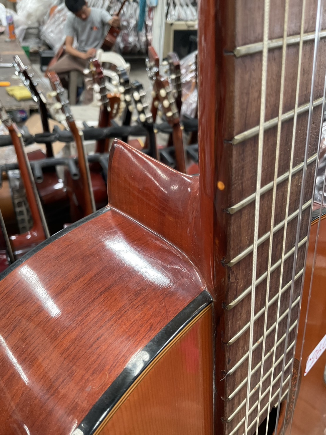 กีต้าร์คลาสสิค ยี่ห้อตามภาพ