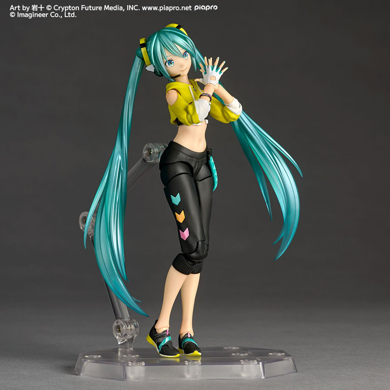 Revoltech Amazing Yamaguchi Hatsune Miku Fit Boxing Ver.(Pre-order)