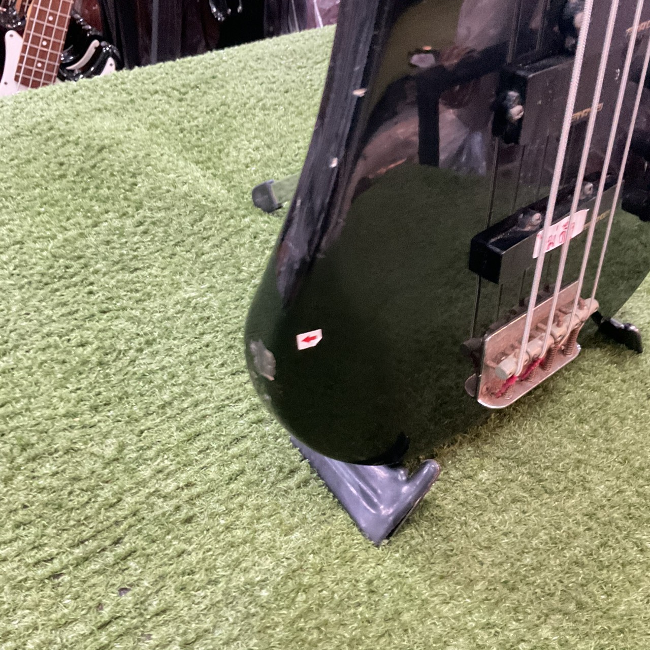 กีต้าร์เบส FERNANDES