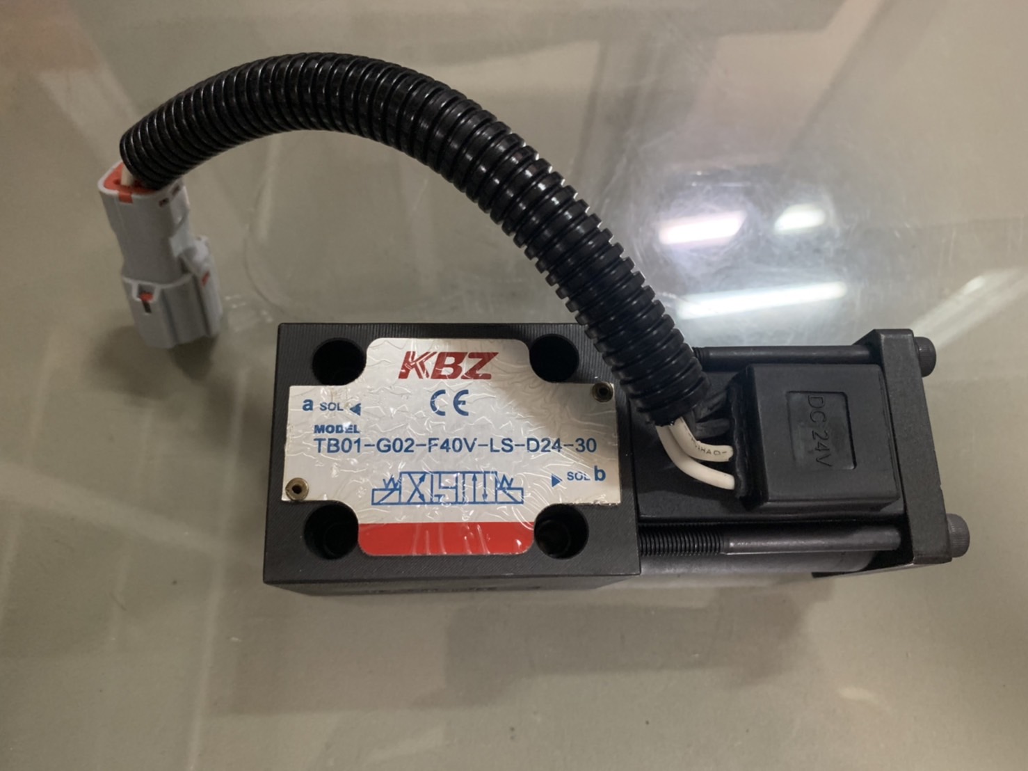 โซลินอยด์เกียร์ออโต้ โฟคลิฟท์ TCM FD70Z8 24V