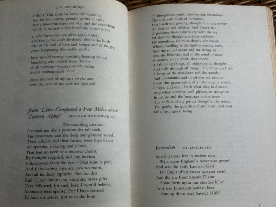 The New Dragon Book of Verse/ Edited by Michael Harrison and Christopher Stuart-Clark