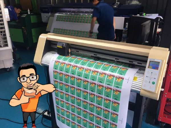 บริการจัดทำ ฉลากสินค้า งานพิมพ์ฉลากดิจิตอลกันน้ำ คุณภาพสูง