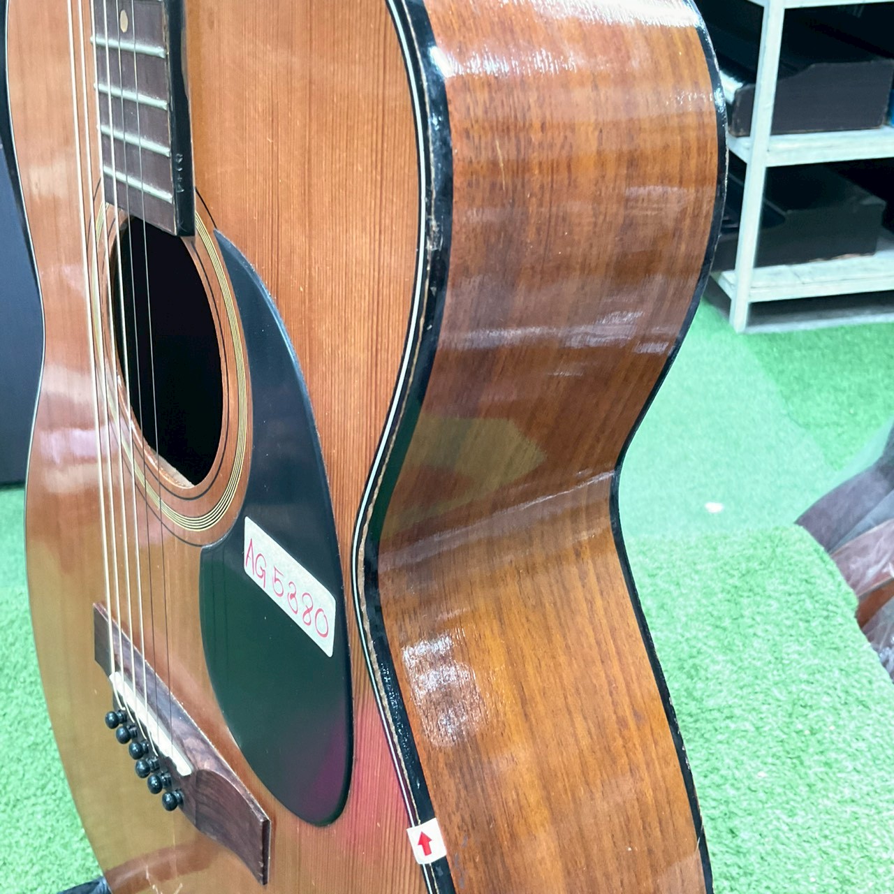 กีต้าร์โปร่ง Hotta&Co. : F90