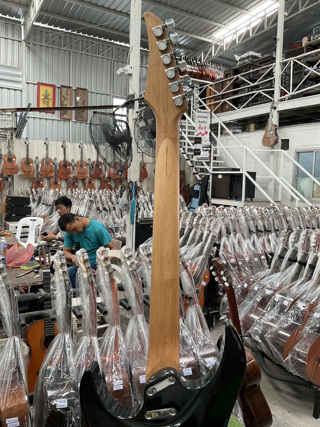 กีต้าร์ไฟฟ้า YAMAHA