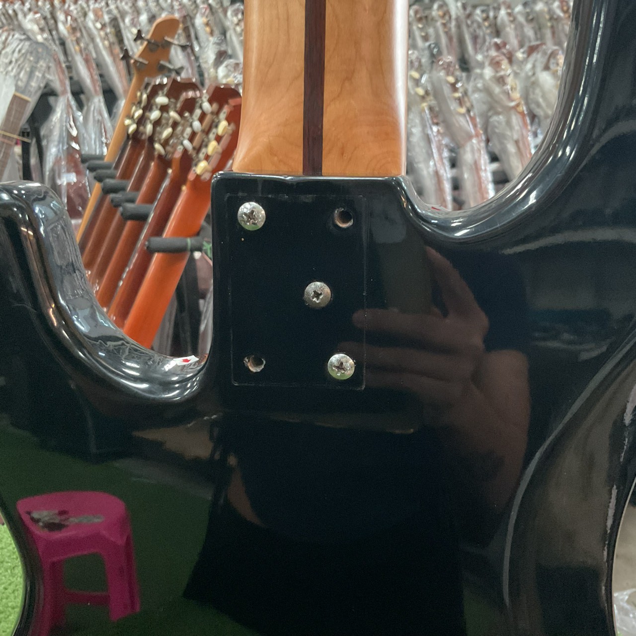 กีต้าร์เบส Flavor