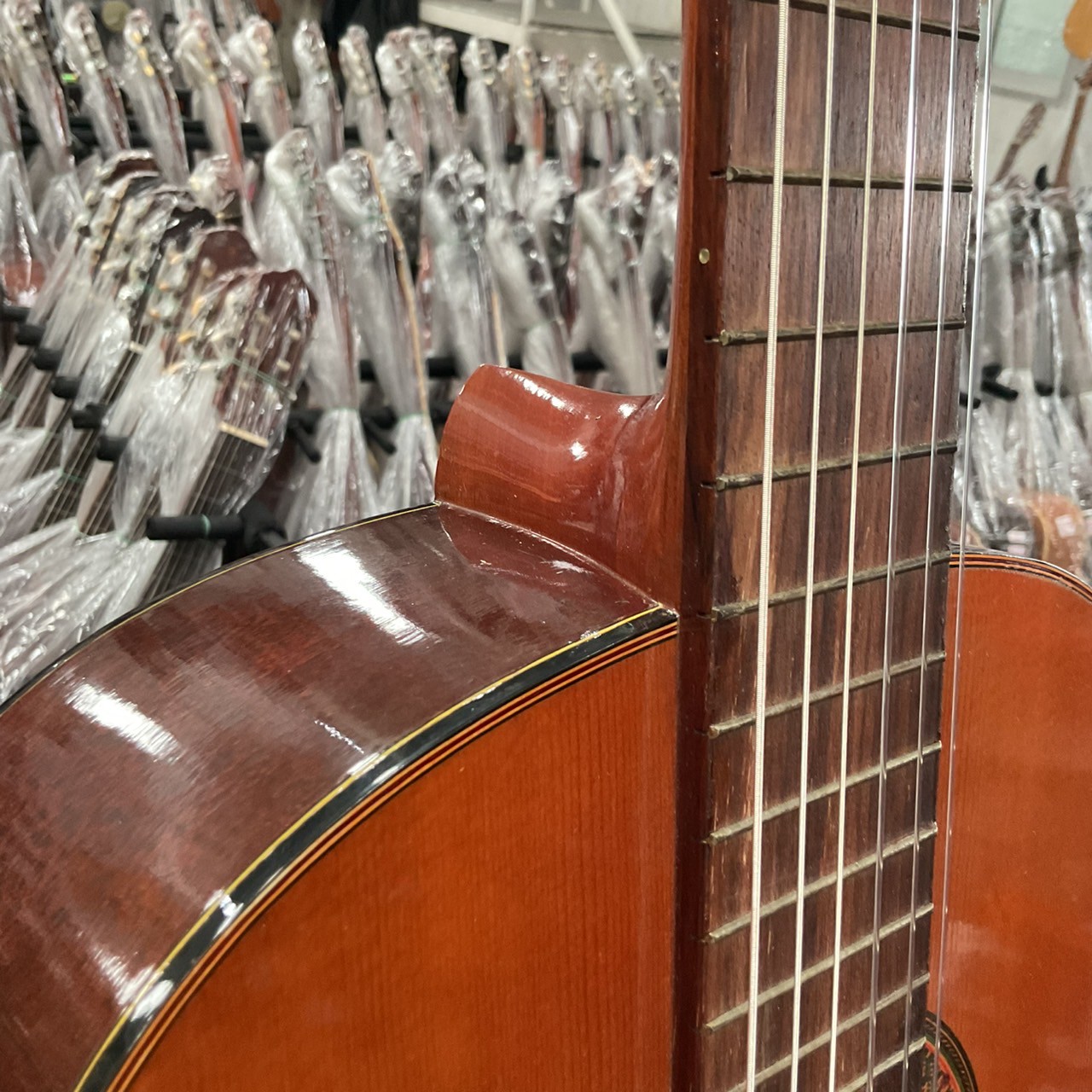 กีต้าร์คลาสสิค YAMAHA : G-70A