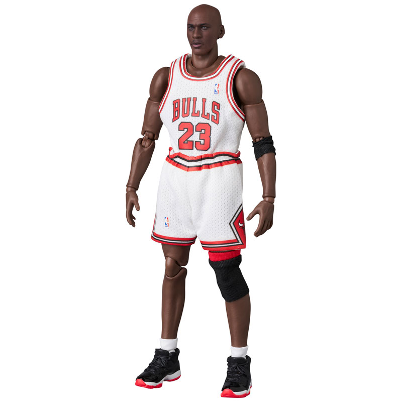MAFEX No.255 MAFEX Michael Jordan (Chicago Bulls HOME)(Pre-order)