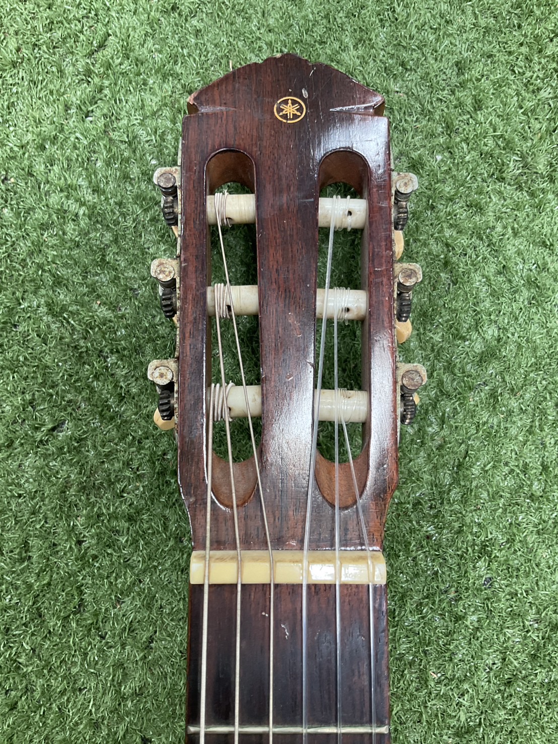 กีต้าร์คลาสสิค YAMAHA : G-100D