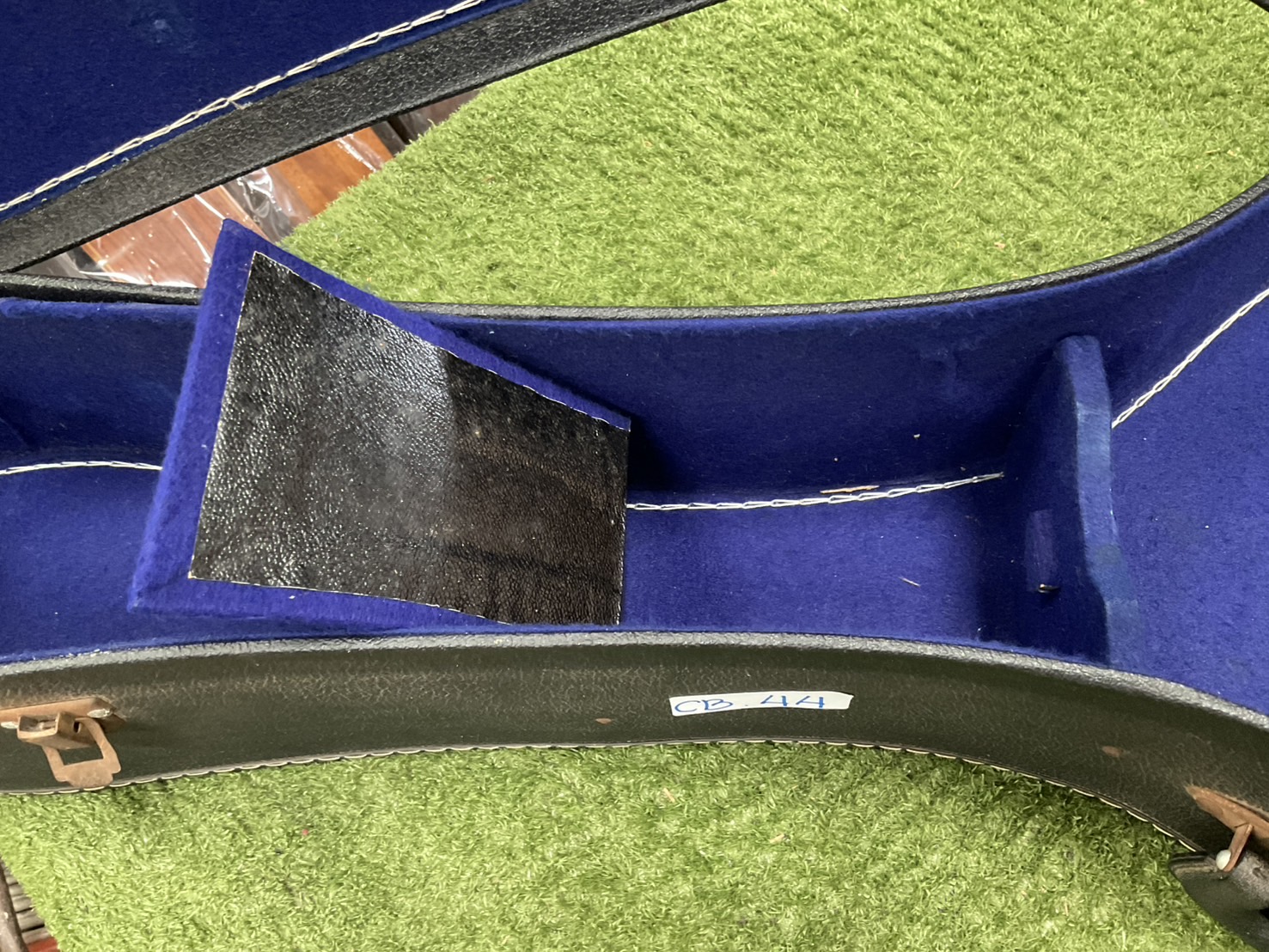 กล่องเคสกีต้าร์คลาสสิค