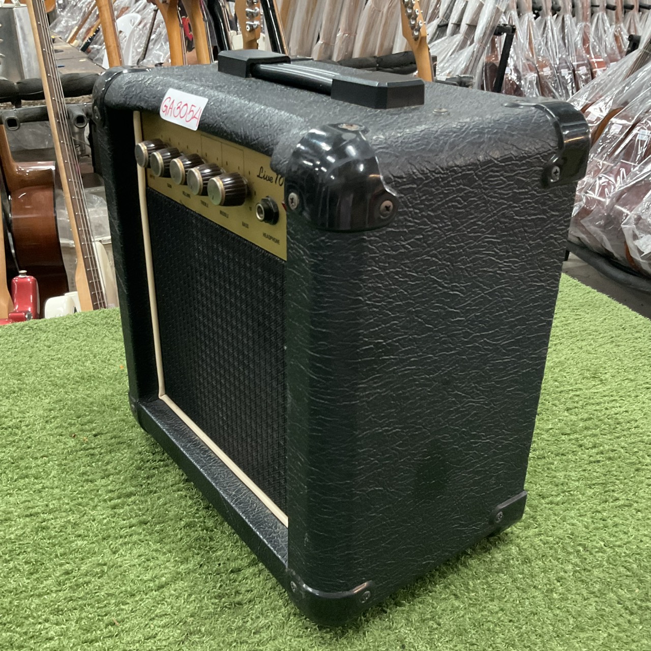 แอมป์กีต้าร์ WASHBURN : Live 10