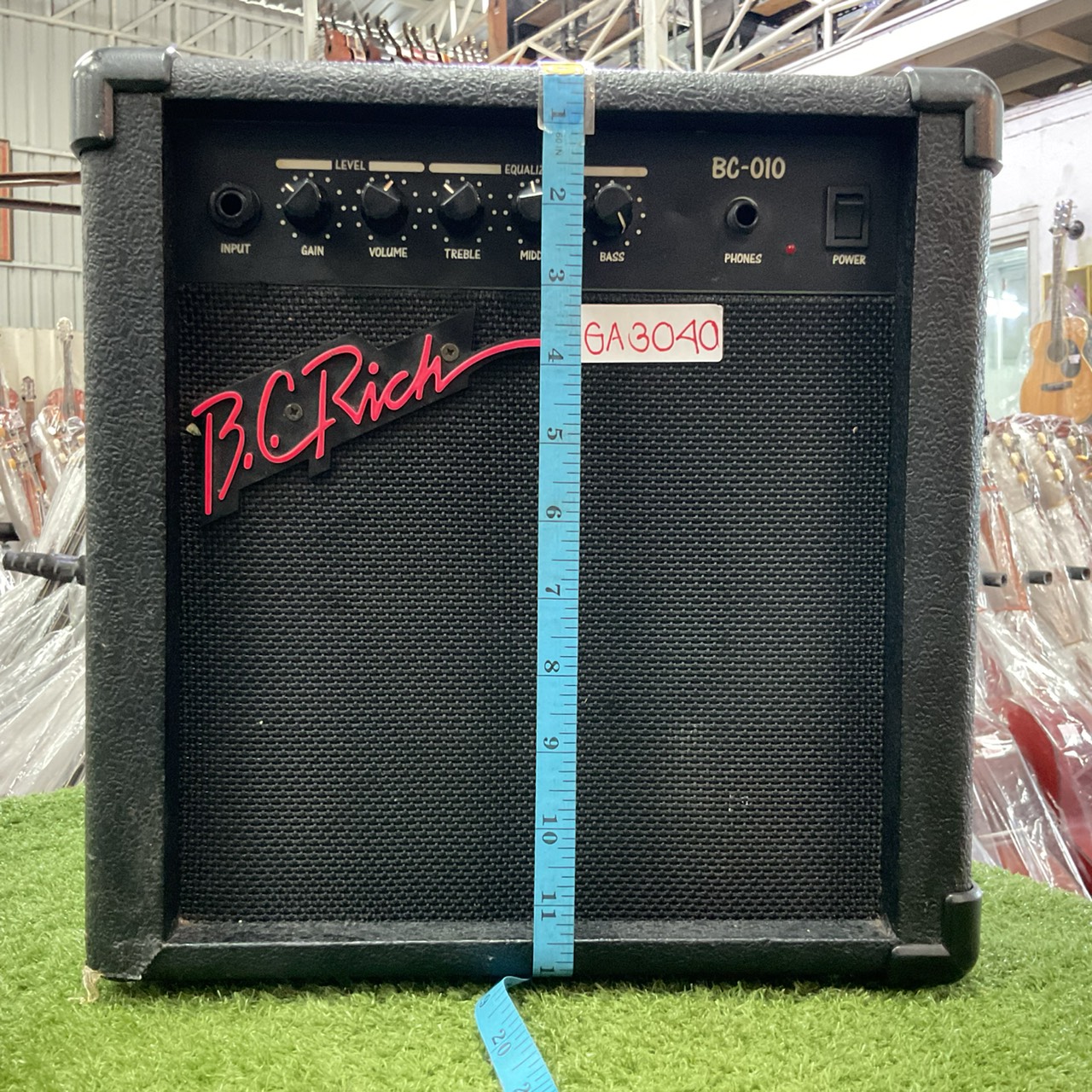 แอมป์กีต้าร์ B.C.Rich : BC-010