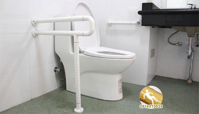 ราว ห้องน้ำ รูปตัว P สีขาวยึดกับพื้น 1 ขา สีขาว