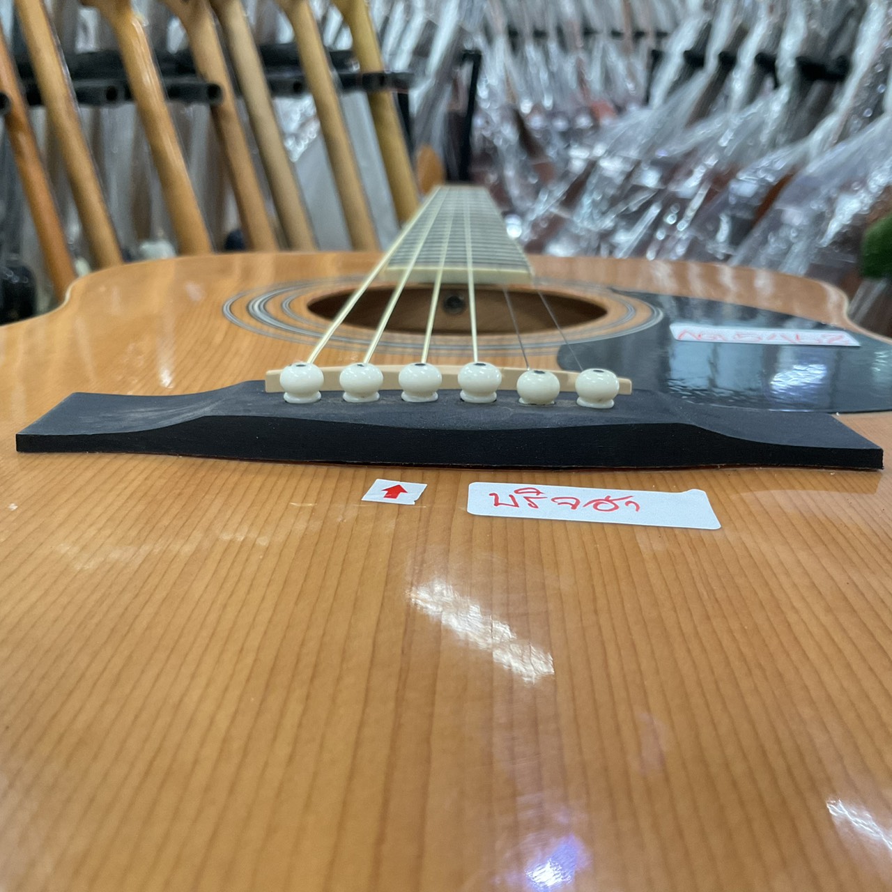 กีต้าร์โปร่ง HONEY BEE : F-15 N