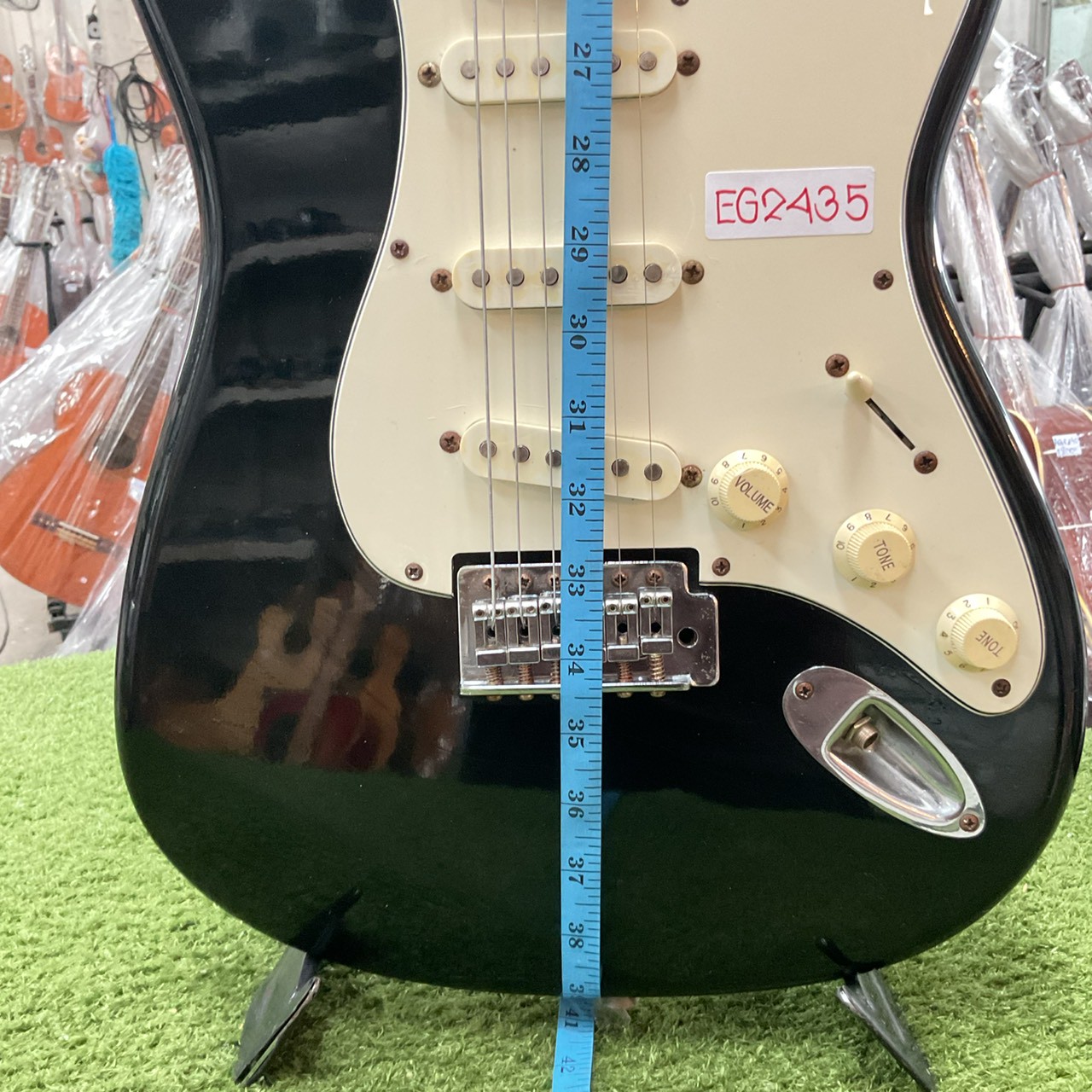 กีต้าร์ไฟฟ้า Maison