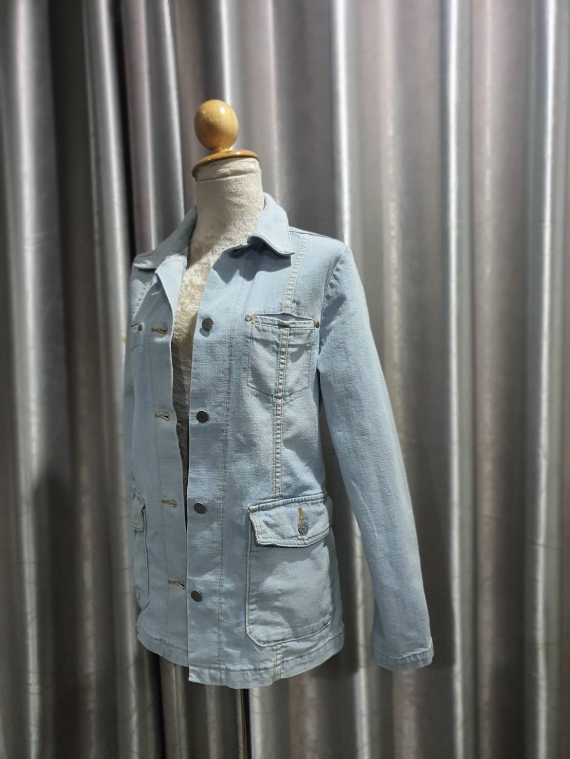 FF02259 เสื้อยีนส์ ฟอกนิ่ม แบรนด์ UNIQLO อก 34 นิ้ว