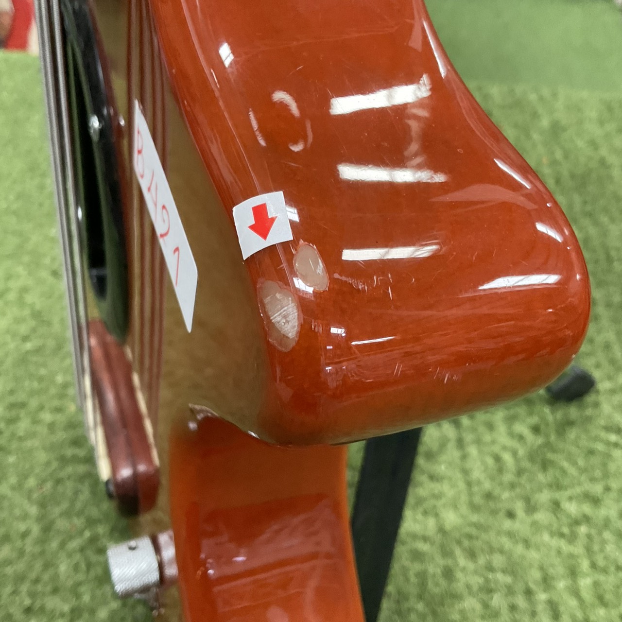 กีต้าร์เบส FERNANDES