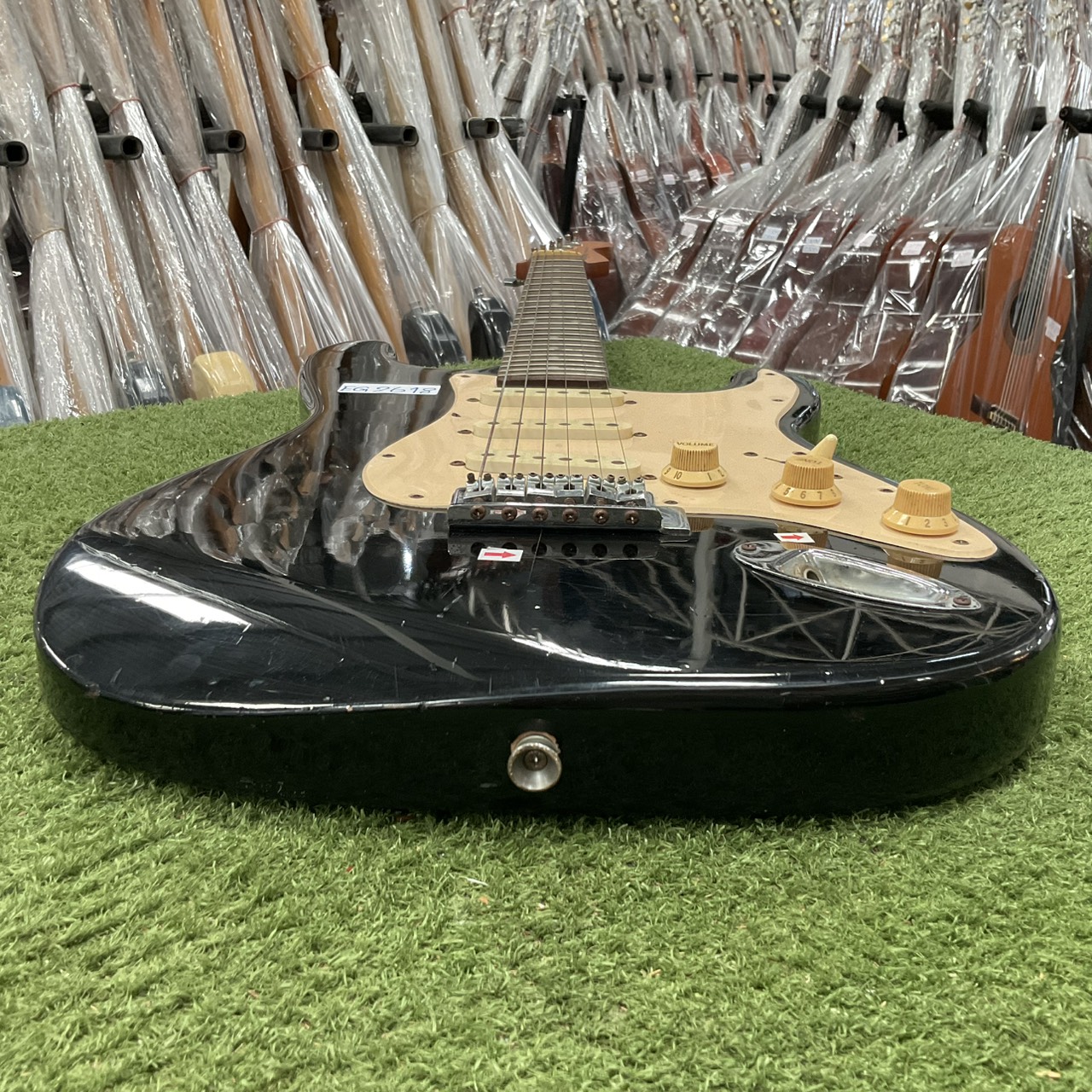 กีต้าร์ไฟฟ้า Photogenic : TRADITIONAL