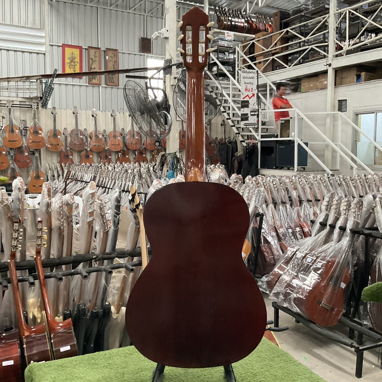 กีต้าร์คลาสสิค ZEN-ON GUT : ZG-60