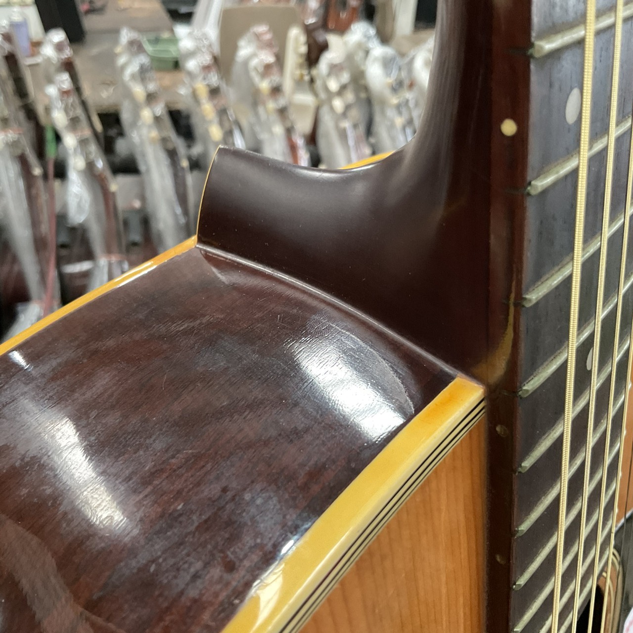 กีต้าร์โปร่ง Three S : W-150