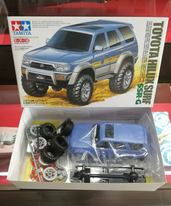 รถมินิ 4WD ทามิย่า ขนาด 1/32 Tamiya Mini 4WD TA19017 Toyota Hilux Surf SSR-G