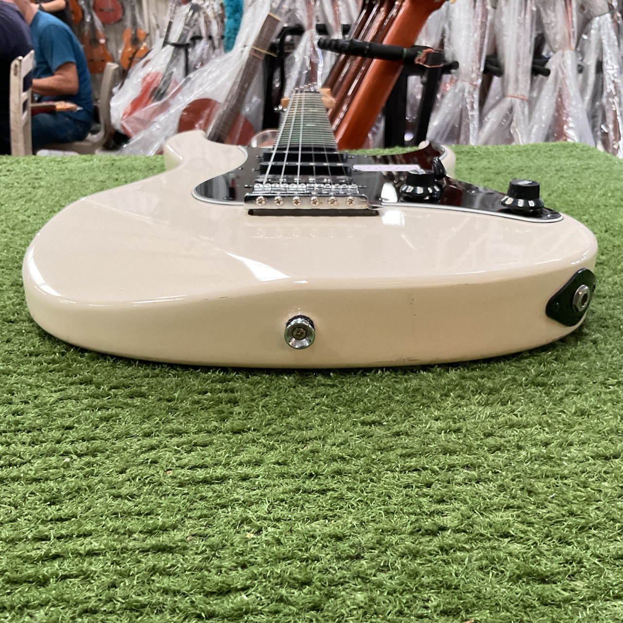 กีต้าร์ไฟฟ้า YAMAHA : YGX 112P