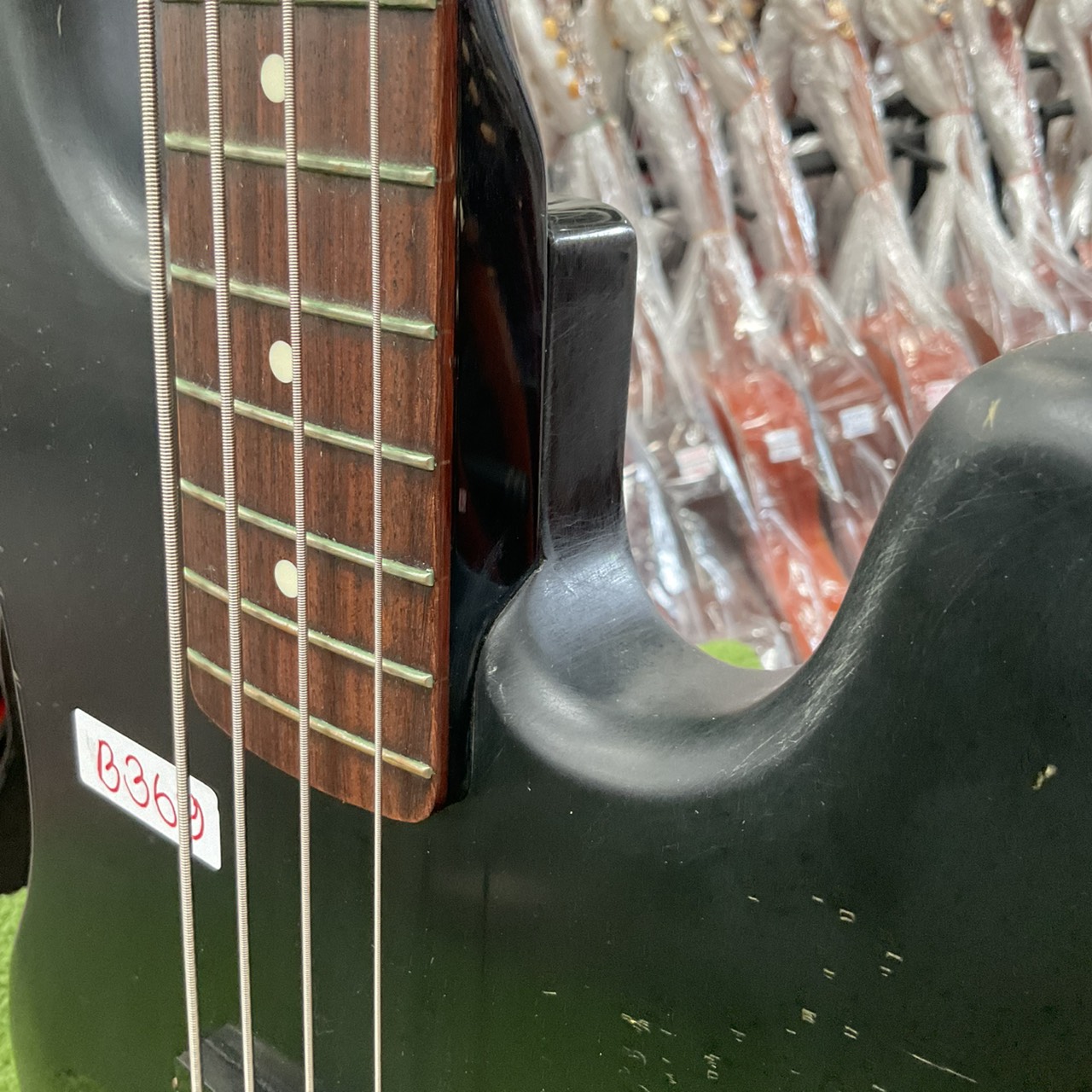 กีต้าร์เบส FERNANDES : LIMITED EDITION