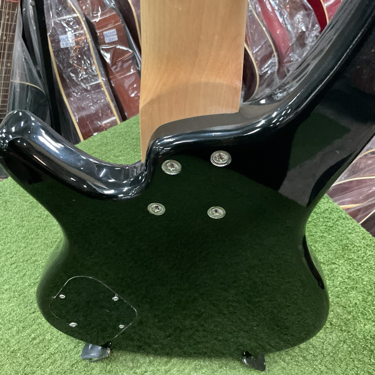 กีต้าร์เบส Sni jer (Gion) - 5 สาย