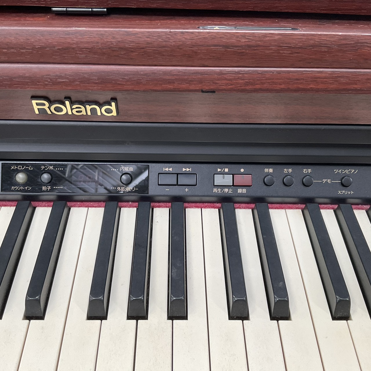 เปียโน Roland : HP205-GP