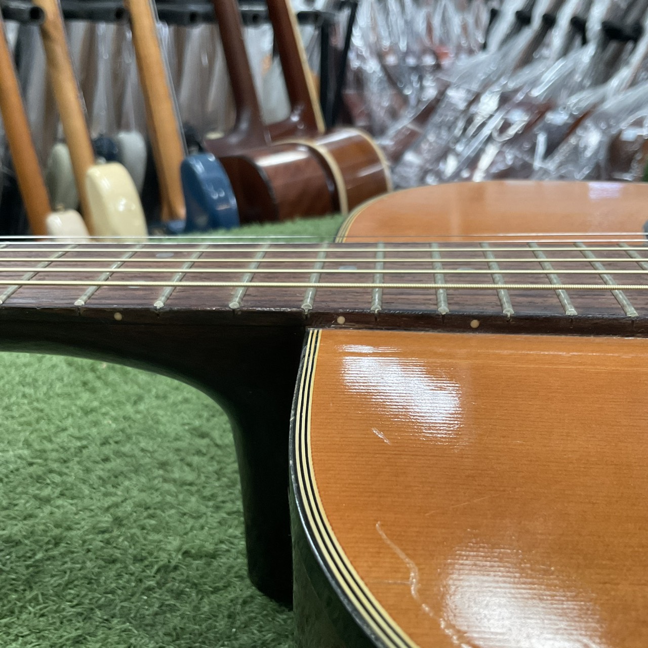 กีต้าร์โปร่ง Aria : W150