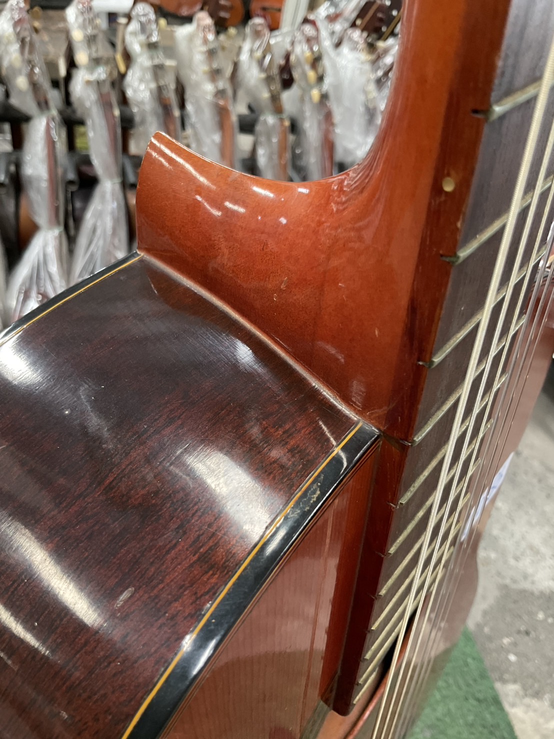 กีต้าร์คลาสสิค YAMAHA : G-70D