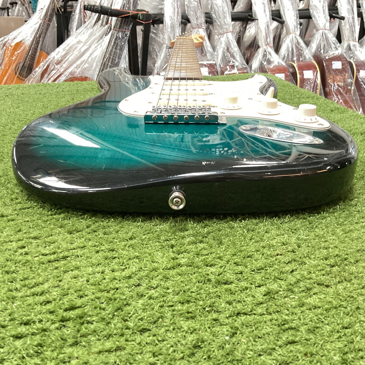 กีต้าร์ไฟฟ้า SELDER