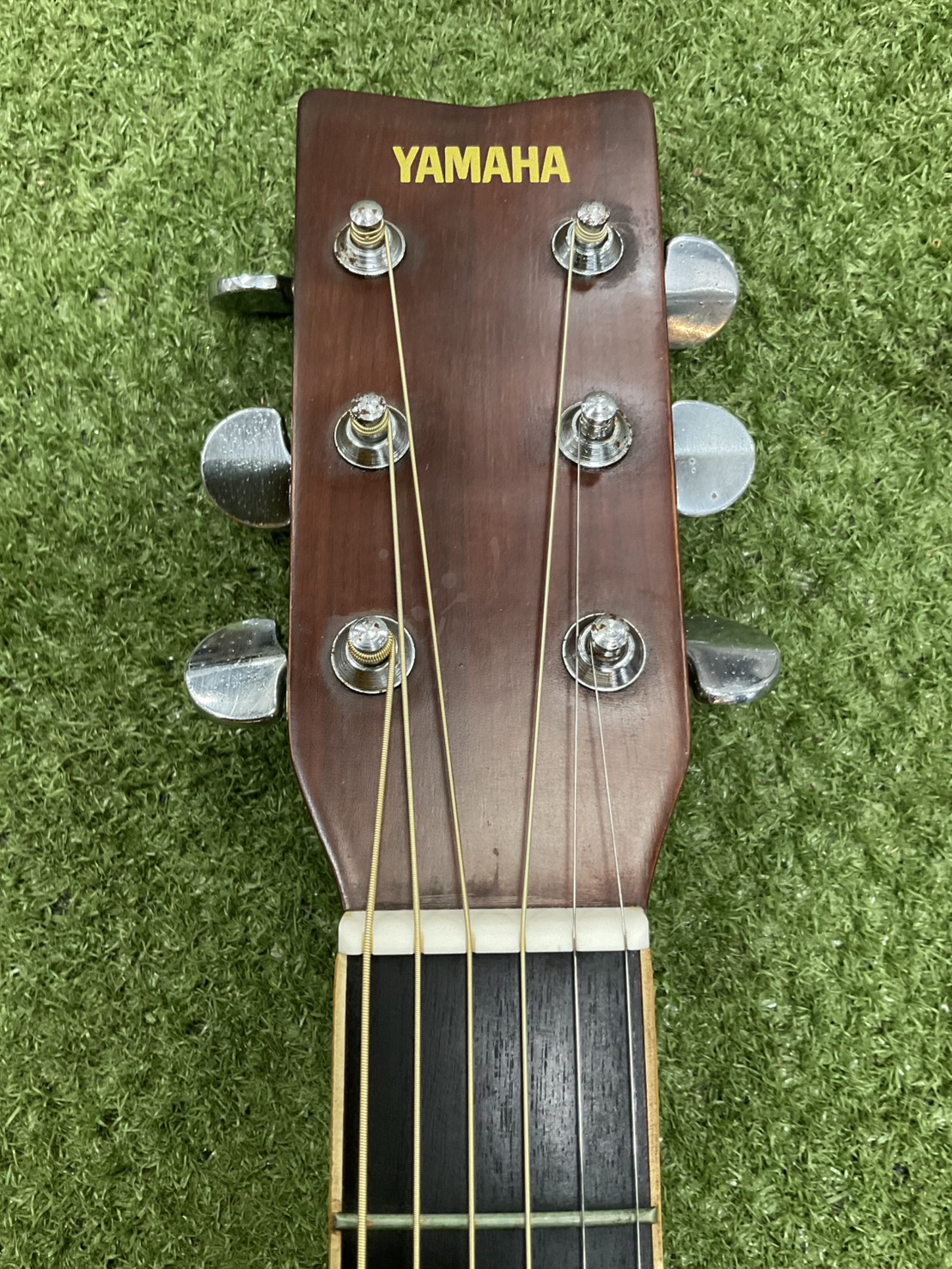 กีต้าร์โปร่ง YAMAHA : FG-200D