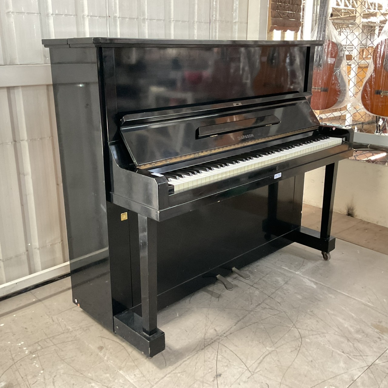 เปียโนอัพไลท์ DIAPASON HAMAMATSU : No.125