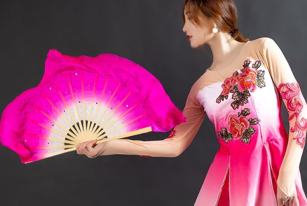 พัดฟ้อนรำจีนสำหรับนักเรียน 真丝舞蹈扇跳舞一对儿童 Chinese Silk Fan Dancing for Student