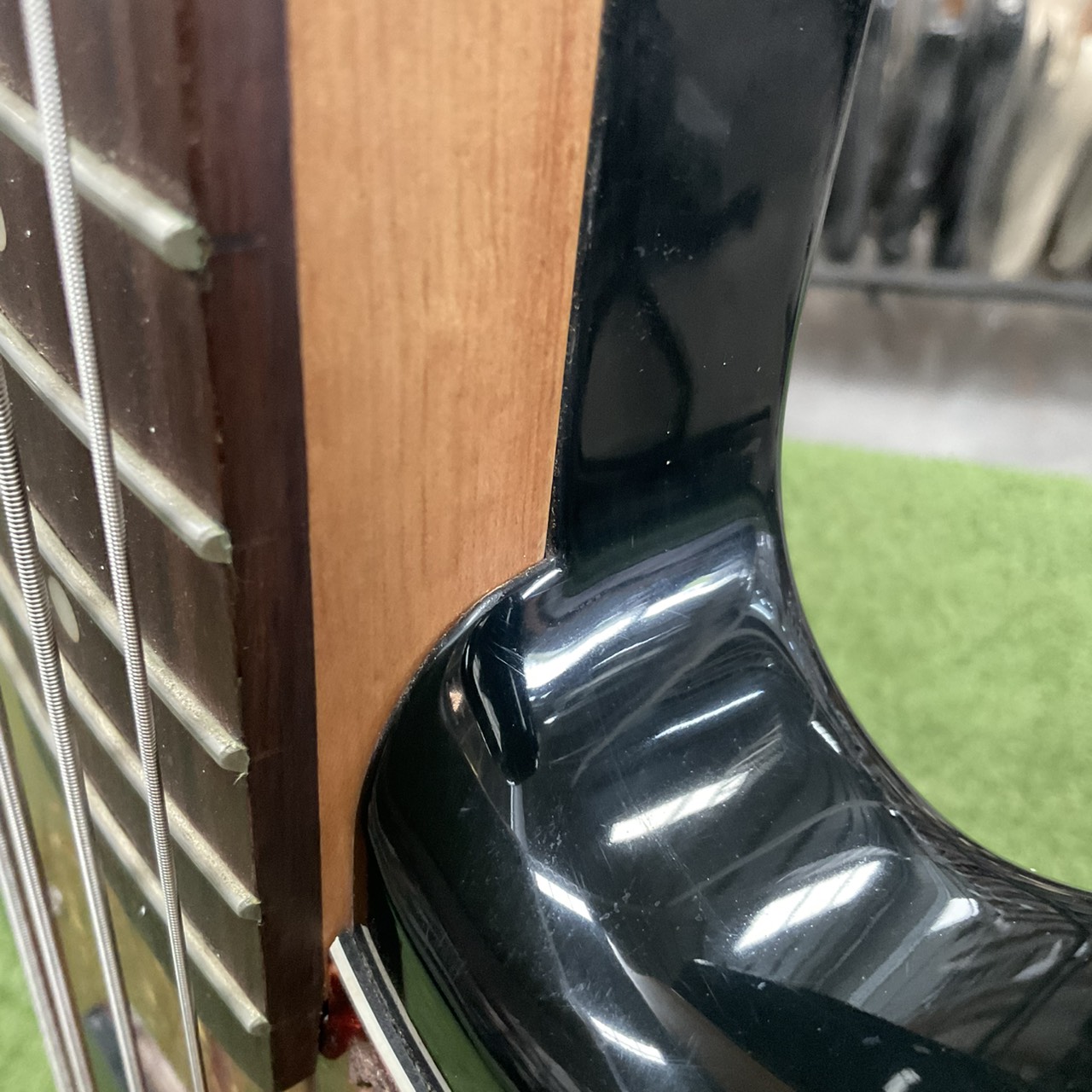 กีต้าร์เบส PhotoGenic