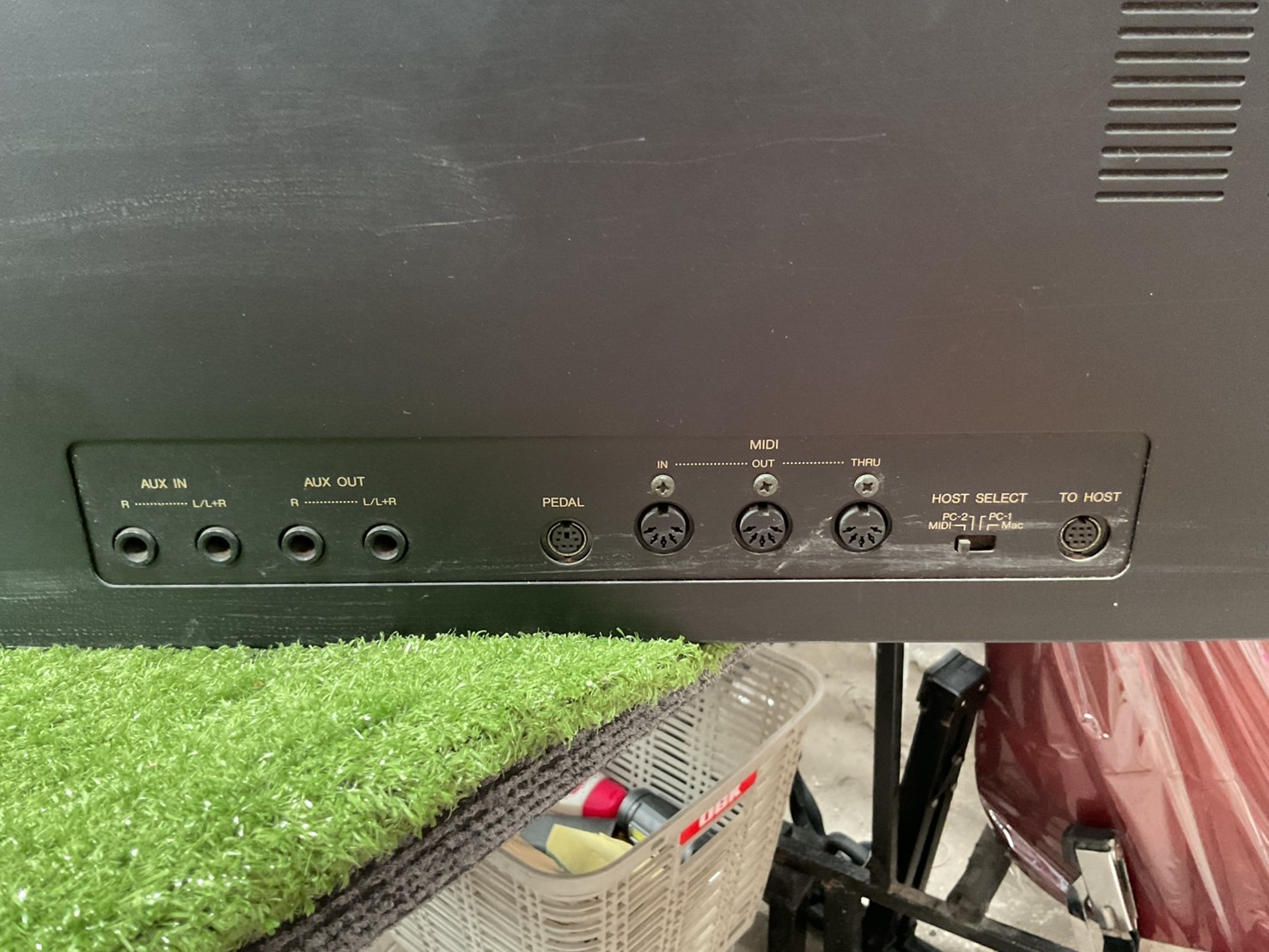 เปียโน YAMAHA : CLP-820 สินค้าไม่พร้อมใช้งาน (ต้องซ่อม)