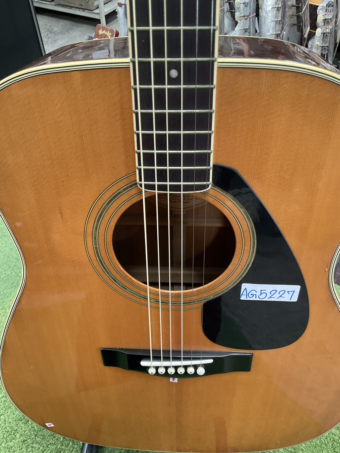 กีต้าร์โปร่ง YAMAHA : FG-420A