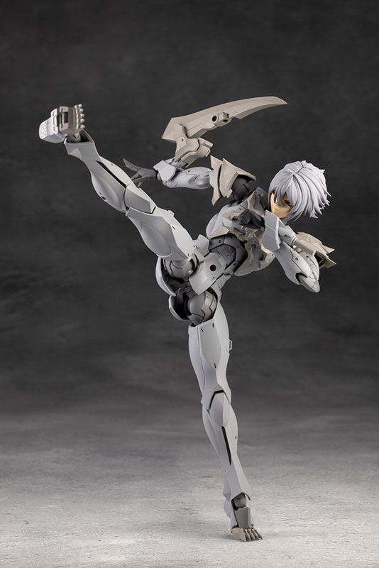 UNLIMITED UNIVERSE MEGALOMARIA ZIRCONIA Plastic Model(Pre-order)