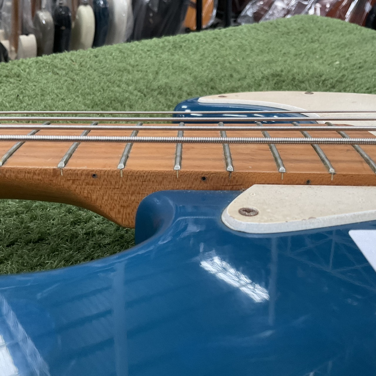 กีต้าร์เบส Flavor