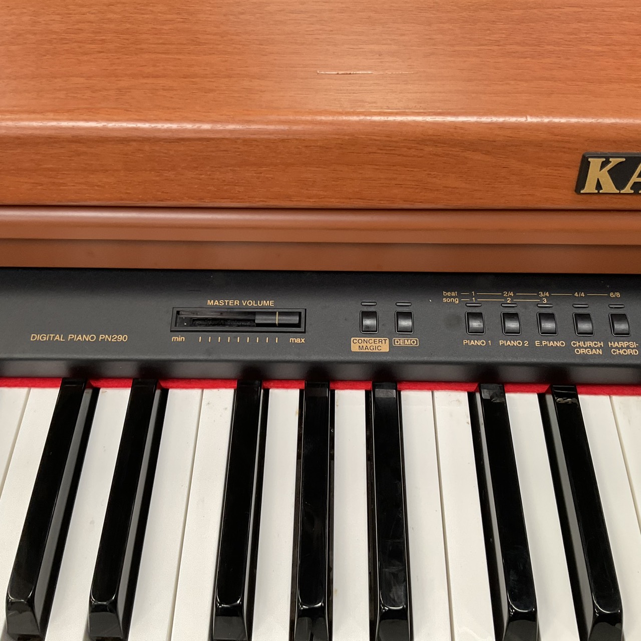 เปียโน KAWAI : PN290C